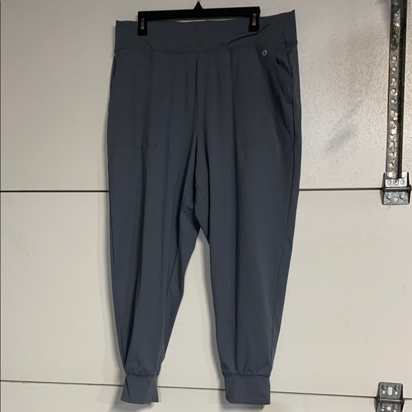GAPFIT WOMENS STUDIO HIGH RISE JOGGER GREY PANT XL - Picture 1 of 7